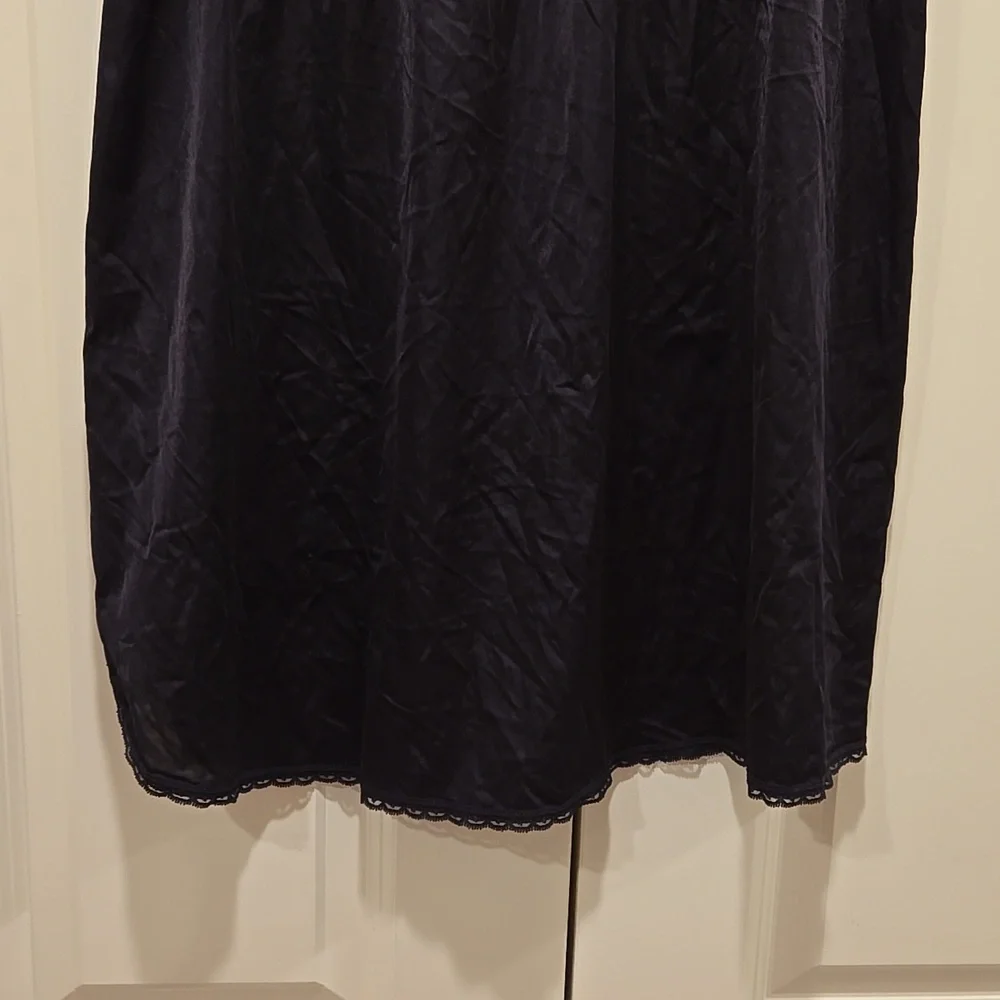 ❤️NWOT Vanity Fair Classic Black A-Line Half-Slip 2X - Picture 9 of 11